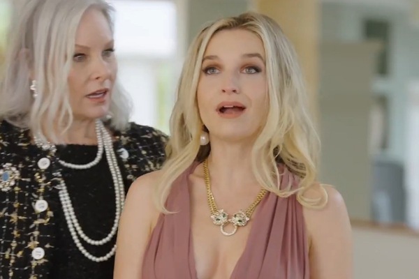 Hillbilly Girlie Marries a Billionaire Movie