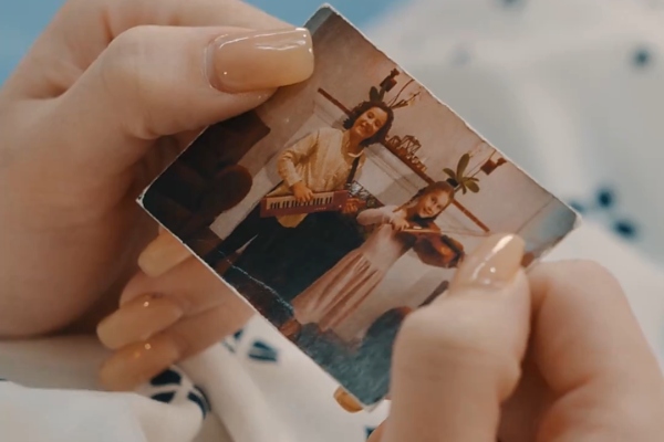 Song of My Mother’s Tears story the photo
