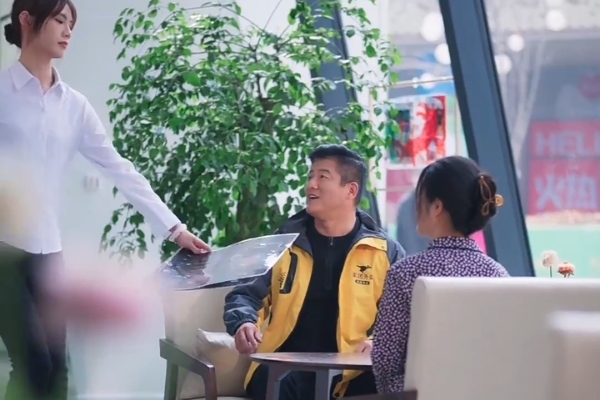 The Double Life of My Deliveryman Husband story the date
