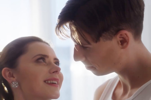 Attractive Model Is A Billionaire CEO Full Episodes
