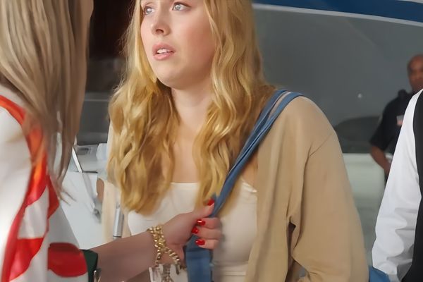 17 Heartbreaks When Love Has No Voice Full