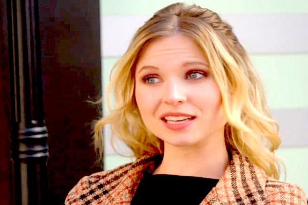 CEO’s Twins Want Mommy Back Female Lead