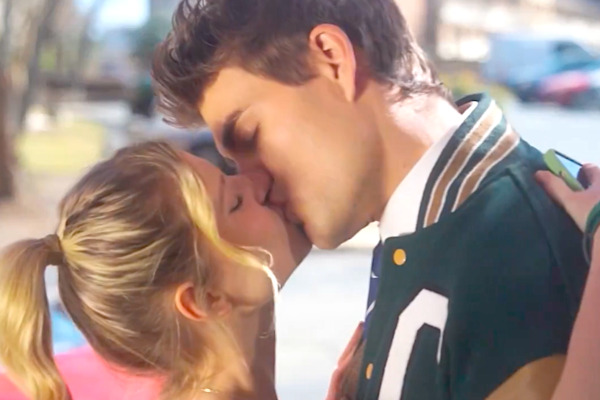 How To Kiss A Vampire Storyline