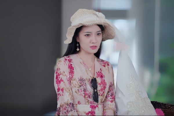 Flight Changed Marriage Ended Actor