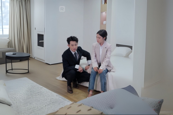 Flight Changed Marriage Ended Watch Online