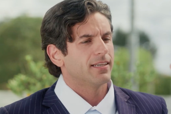 The Billionaire Female CEO From The Trailer Park Lead Actor