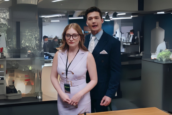 Elle Vanderbilt the secret tech genius Dr. Nova ending