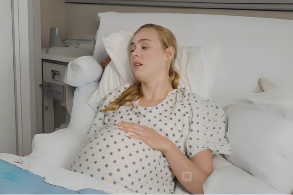 The Divorced Wife is a Genius Surgeon youtube