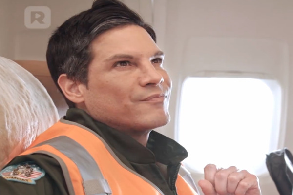 The Hidden Billionaire in First Class Lead Actor