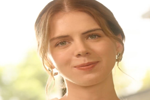 I Love You More Than Life Lead Actress