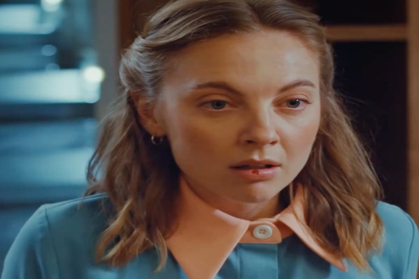 Desired By Two: The Vampire And The Hunter Lead Actress