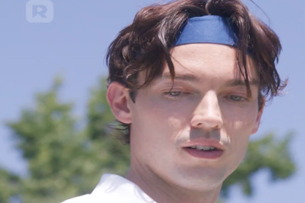 Hold Me In The Dark Lead Actor