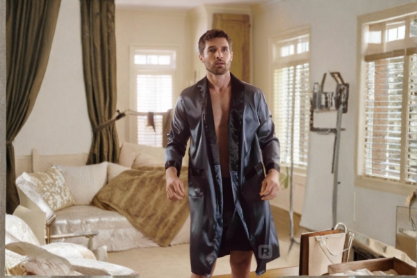 Super Godfather My Ex Begs Me On Her Knees Full Movie