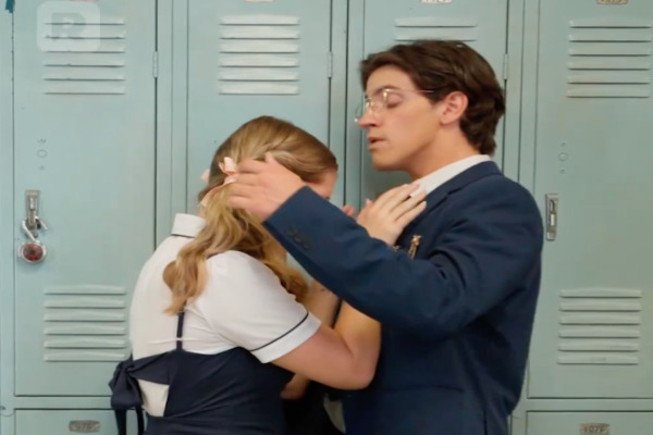 The Christmas Switch reelshort