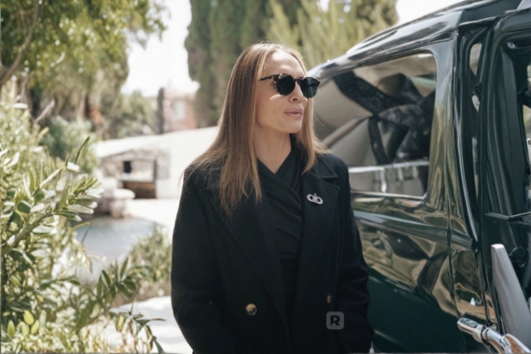 Don’t Mess With Supermom Cast