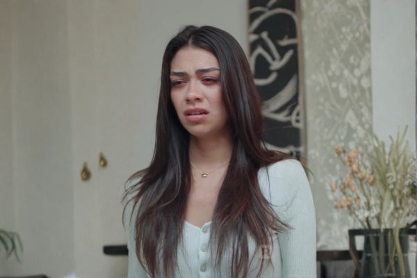 How to Land a Movie Star Actress