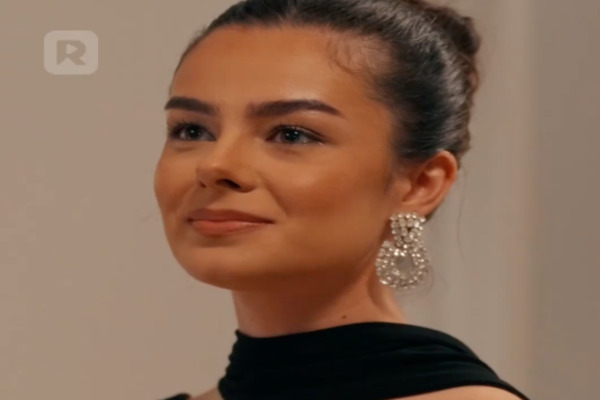 The Art Of Letting Go Lead Actress