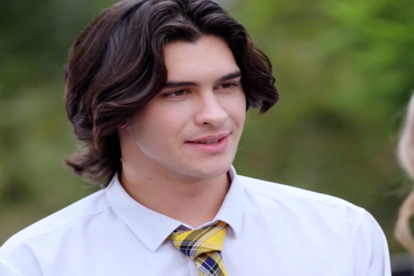 Tell Me Not To Love You Lead Actor