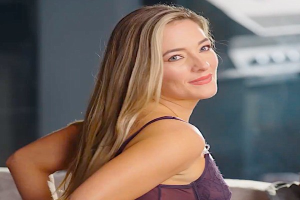 Monster In His Eyes Female Antagonist