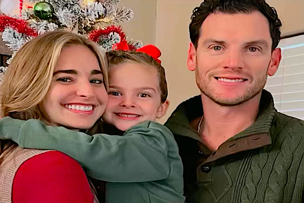 Rented A Billionaire Husband For Christmas Watch Online Free