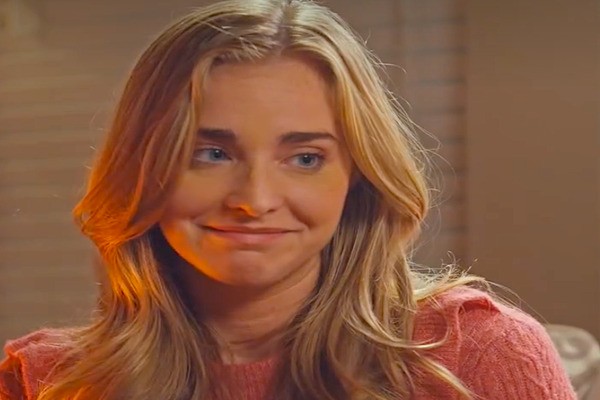 This Christmas I Married A Grease Stained Billionaire Lead Actress