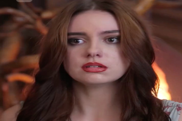 I Hate Him, Yet My Heart Beats Only For Him Lead Actress