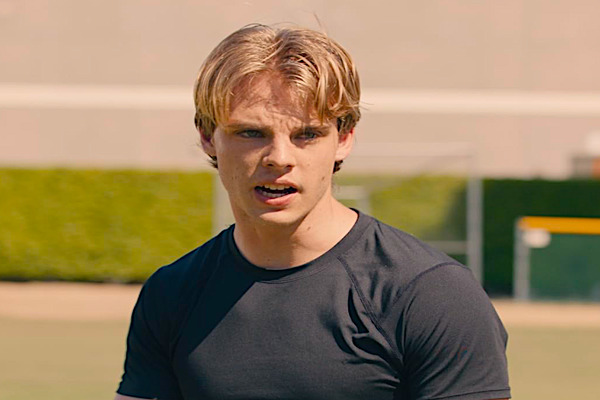 The Lost Quarterback Returns Cast