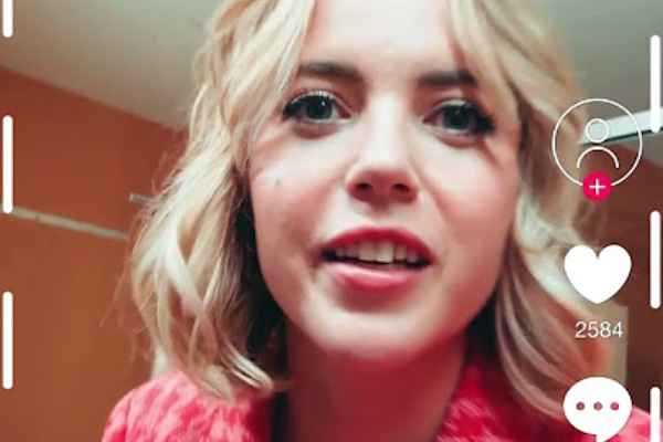 Help My Hot Boss Has My Nudes Dailymotion