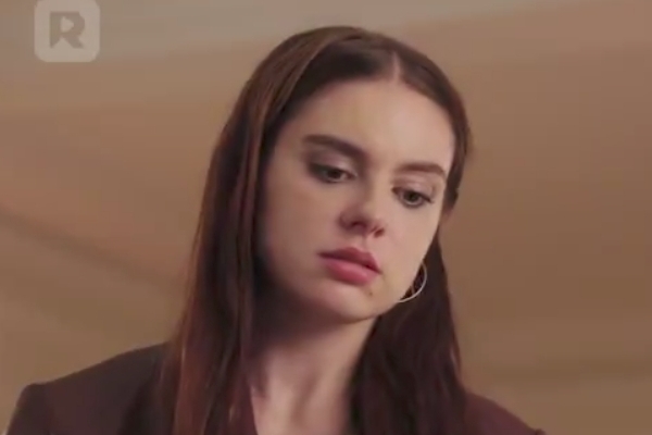 I Hate Him Yet My Heart Beats Only For Him reelshort