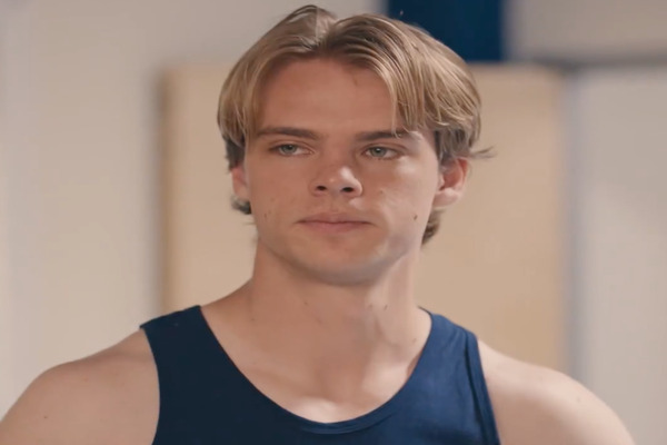 The Lost Quarterback Returns Lead Actor