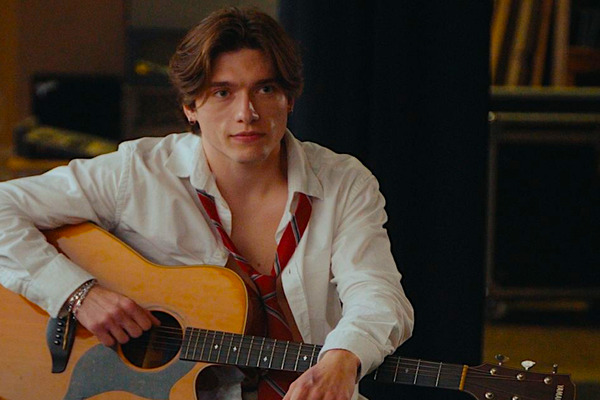 The Words On YouTube Plot