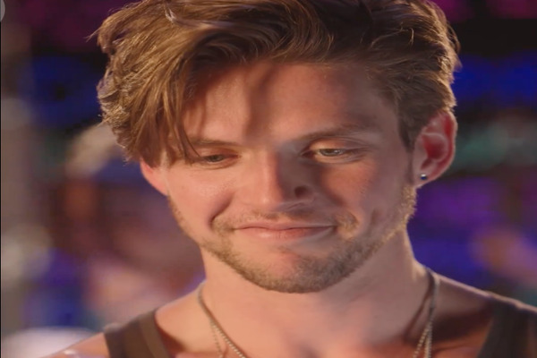 Backstage Romance With The Popstar Lead Actor