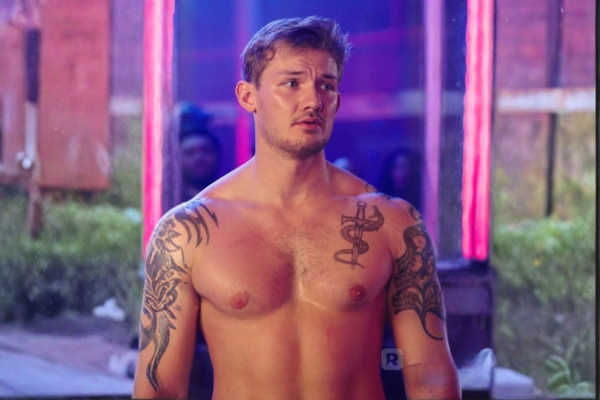 He’s Her Protector In and Out of the Ring