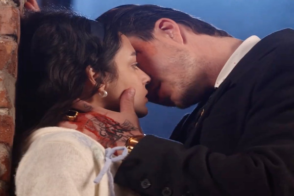 In The Palm Of His Hand On ReelShort Hot Episodes