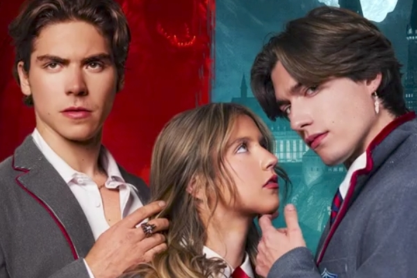 Kissed by Claw and Fang reelshort movie