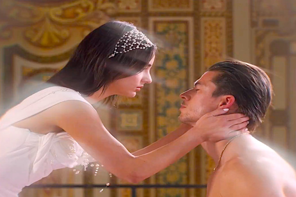 In The Palm Of His Hand Storyline