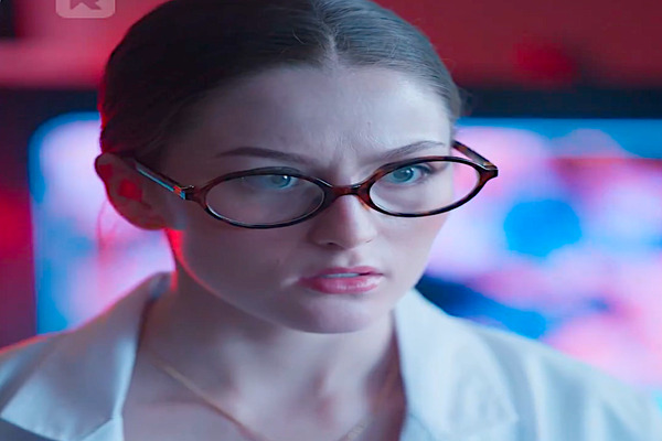 The Billionaire’s Fake Wife Plot