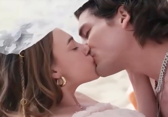 He Has Everything But Can’t Breathe Without Me Hot Episodes