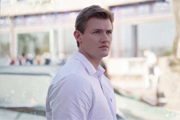 The Summer My Heart Stopped Actors