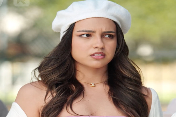      Can The Valedictorian Really Save The Bad Boy Female Antagonist