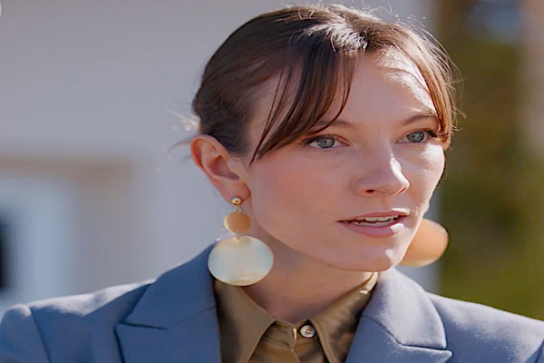 Family By Love Or By Blood Lead Actress