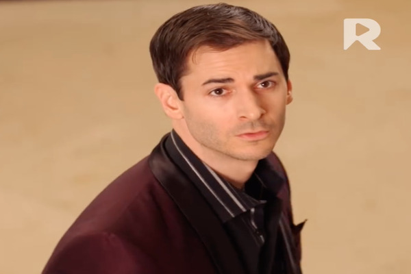 Tempting The Mafia Twins Lead Actor