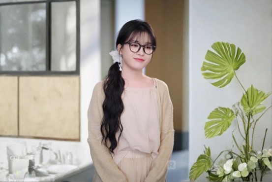 The Day I Stopped Being Her Movie