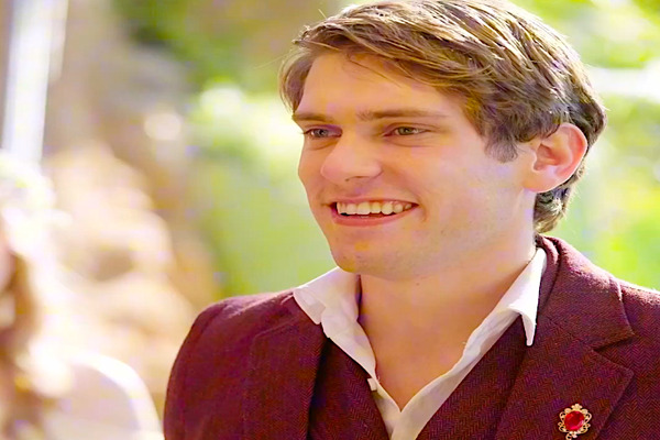 Too Late Alphas Main Actor