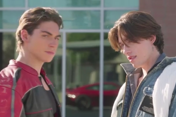 Werewolf Vampire and Homeless Girl Love Triangle full movie