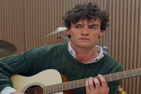 My Secret Lover Is His Brother Lead Actor