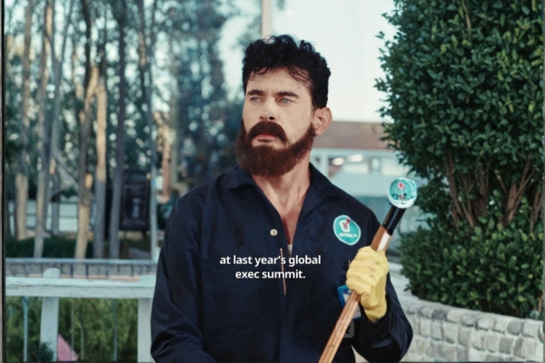 The Janitor Billionaire His Swapped Bride Reelshort