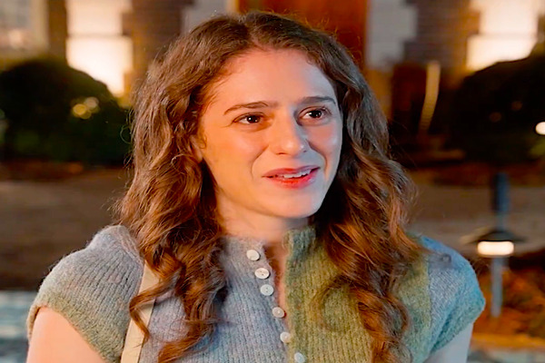 After Divorce I’m Spoiled By Three Brothers Lead Actress