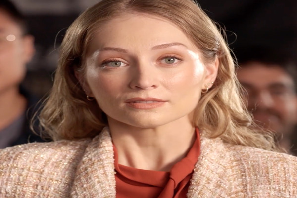 The Day The Champion Racer Lost His Bride Lead Actress