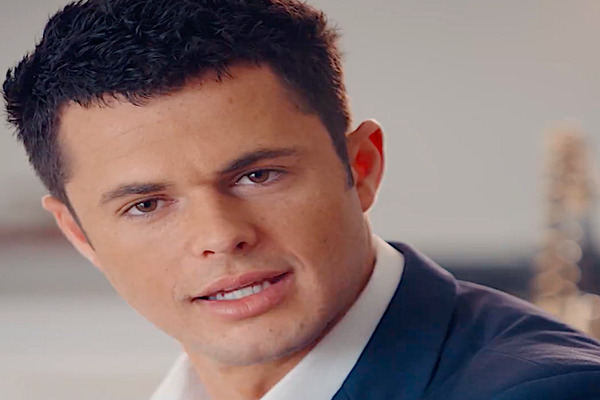 Hating And Loving My Adopted Brother Lead Actor